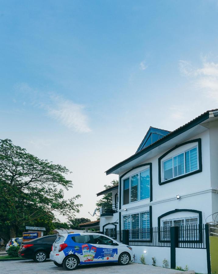 The Avery Suites, East Legon Accra Eksteriør billede